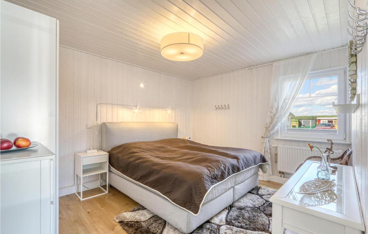 2 Bedroom Gorgeous Home In Zerpenschleuse Екстериор снимка